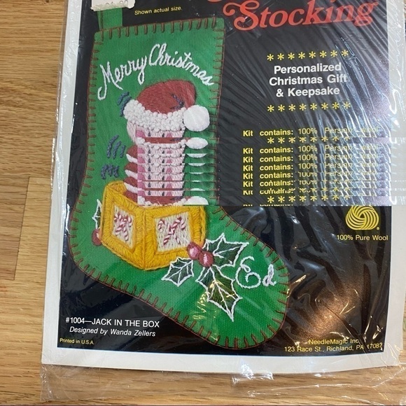 Vintage NMI Stitch a Stocking Craft Kit NEW 1004 Jack in the Box Pure Wool Green - Picture 5 of 6